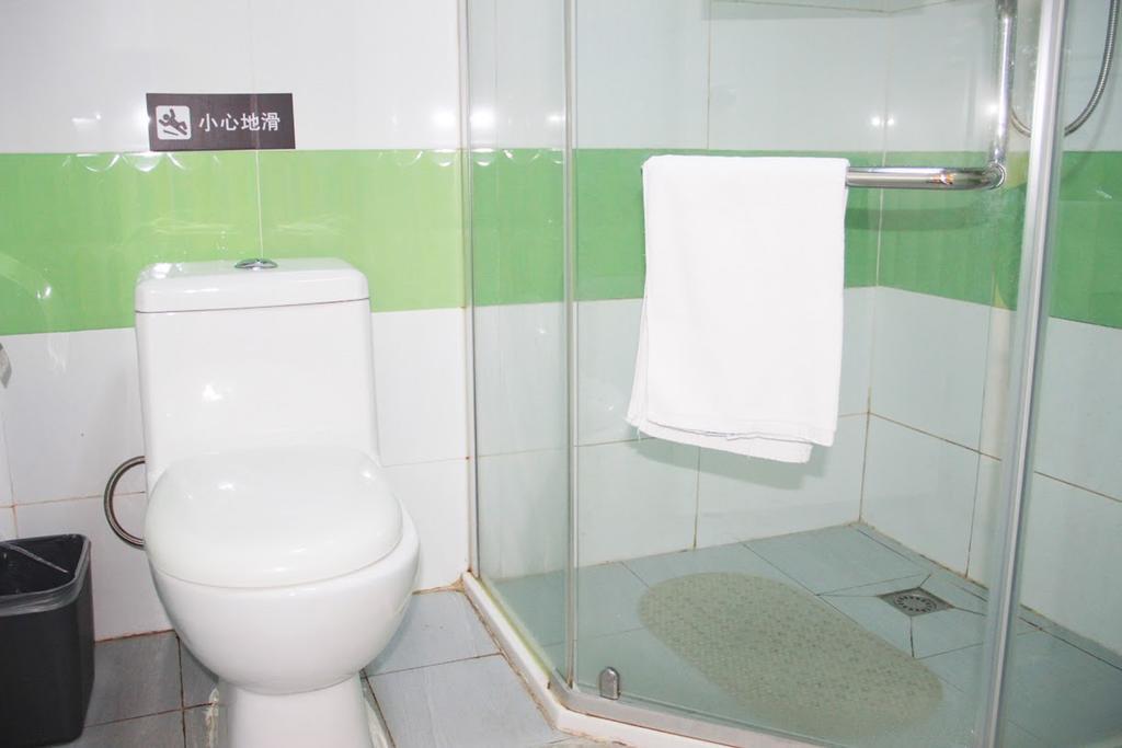 7Days Inn Wuzhou South Railway Station Cangwu Δωμάτιο φωτογραφία